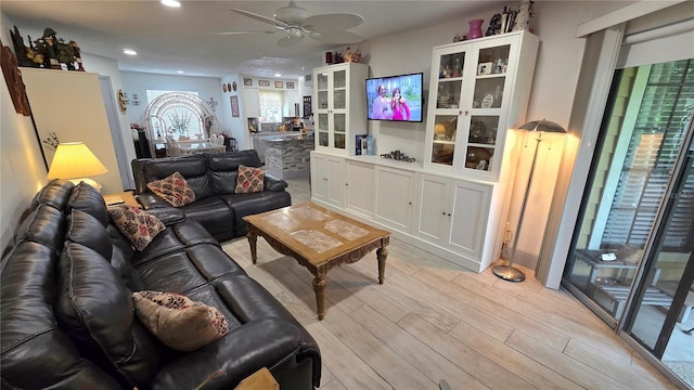 8630 Mallard Reserve Dr Unit 105, Tampa, FL 33614 - photo 14