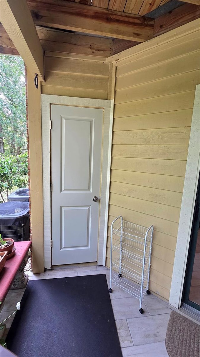 8630 Mallard Reserve Dr Unit 105, Tampa, FL 33614 - photo 21