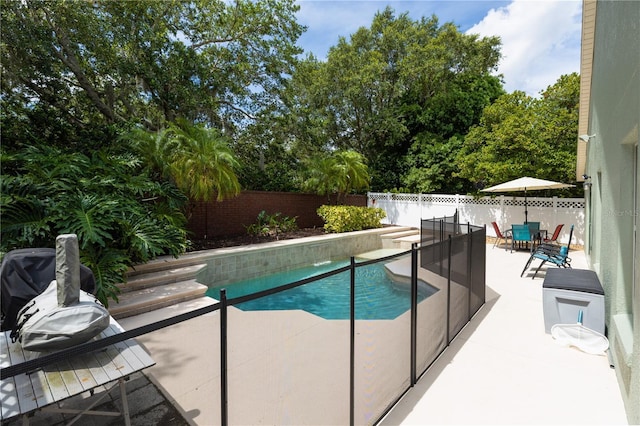 643 Blenheim Loop, Winter Springs, FL 32708 - view of pool with a patio and a fenced backyard