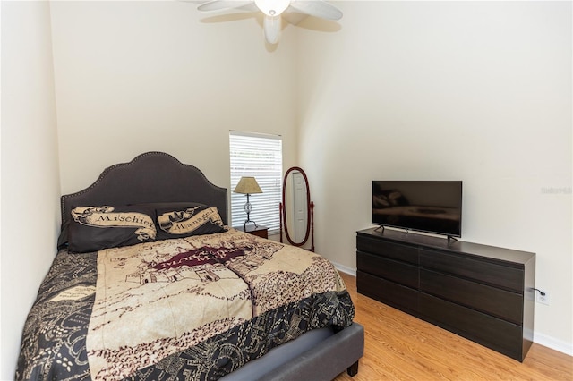 643 Blenheim Loop, Winter Springs, FL 32708 - bedroom featuring wood finished floors, ceiling fan, and a high ceiling