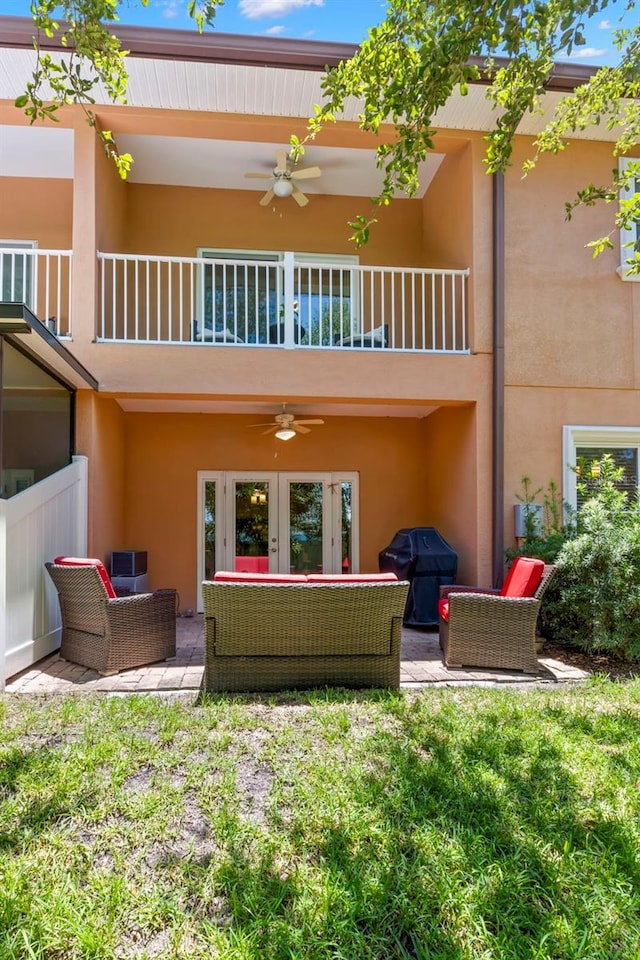 829 Date Palm Ln, Saint Petersburg, FL 33707 - photo 16