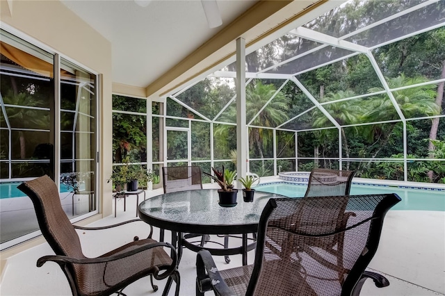 1827 Foxboro Ct, Oldsmar, FL 34677 - sunroom with a hot tub and ceiling fan