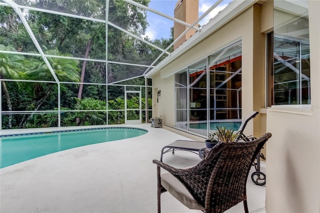 1827 Foxboro Ct, Oldsmar, FL 34677 - outdoor pool with a patio area and a lanai