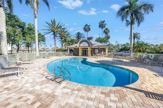 423 150th Ave Unit 1501, Madeira Beach, FL 33708 - community pool with a patio area