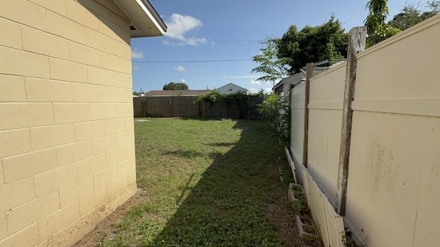 7206 Reindeer Rd, Tampa, FL 33619 - view of fenced backyard