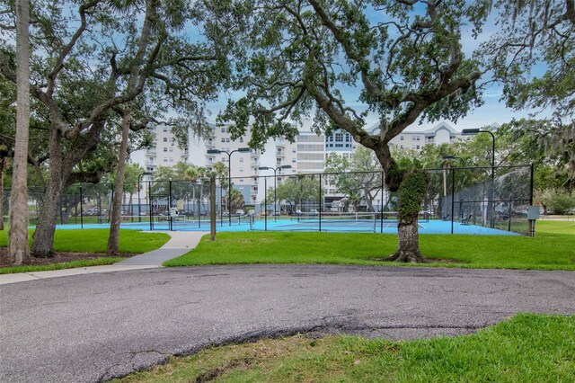 6513 Sand Shore Ln, New Port Richey, FL 34652 - view of property's community featuring a tennis court