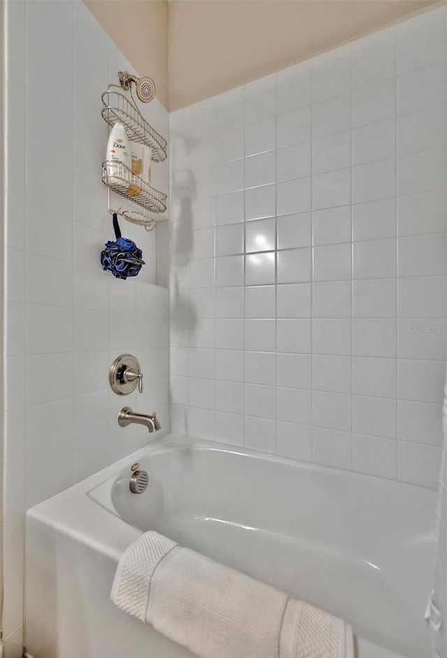 5320 Morey Farms Loop, Palmetto, FL 34221 - full bathroom with shower / bath combination