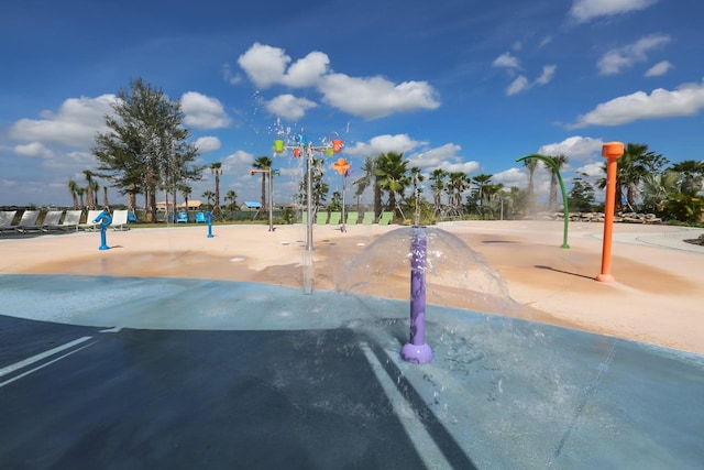 6817 Ebb Tide Ave, Apollo Beach, FL 33572 - view of community