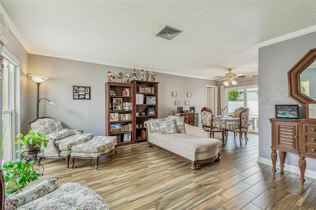12476 81st Ct, Seminole, FL 33772 - photo 2