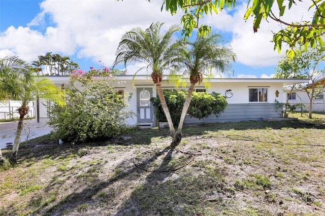 525 Skylark Ln NW, Port Charlotte, FL 33952 - photo 1