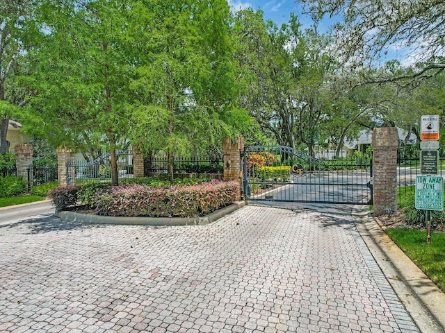 8711 Crescent Forest Blvd, New Port Richey, FL 34654 - view of gate