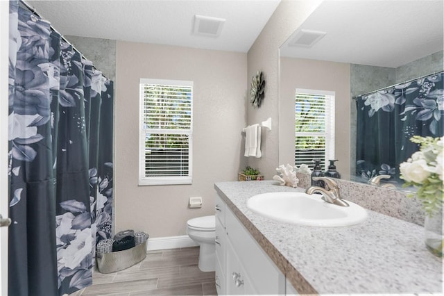 12333 Harris Hawk Rd, Weeki Wachee, FL 34614 - full bathroom with vanity and a shower with curtain