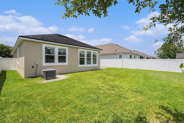 12322 Eagle Swoop Pl, Riverview, FL 33579 - back of house with stucco siding and a fenced backyard