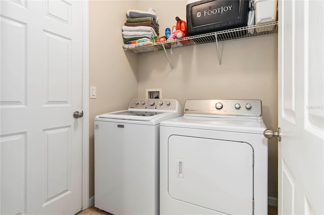 5264 Brilliance Cir, Cocoa, FL 32926 - laundry area featuring washing machine and clothes dryer
