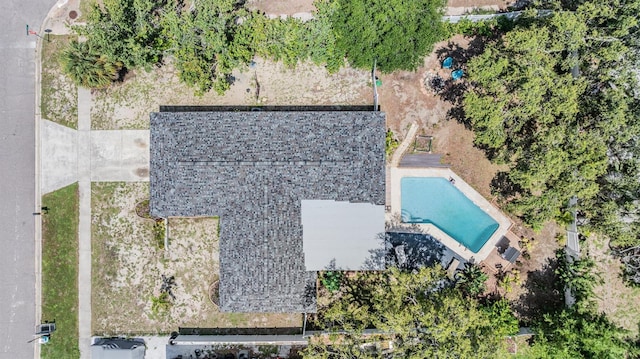 1403 Tallahassee Dr, Tarpon Springs, FL 34689 - drone / aerial view of a pool area