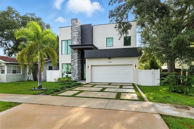 5816 S 3rd St, Tampa, FL 33611 - photo 1
