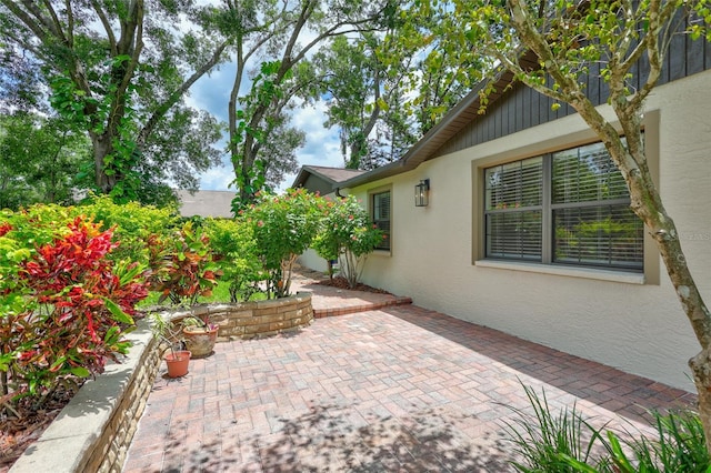 3923 Hudson Ln, Tampa, FL 33618