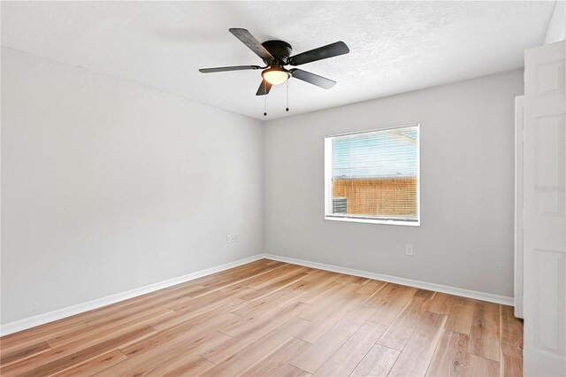 18522 Sunward Lake Pl, Lutz, FL 33549 - photo 18