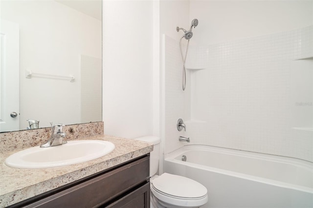 12841 Buffalo Run Dr, Gibsonton, FL 33534 - full bath with vanity and shower / bath combination