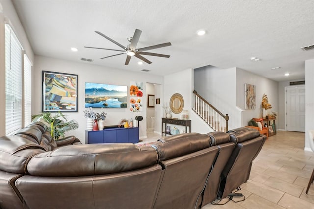 8305 Praise Dr, Tampa, FL 33625 - photo 9