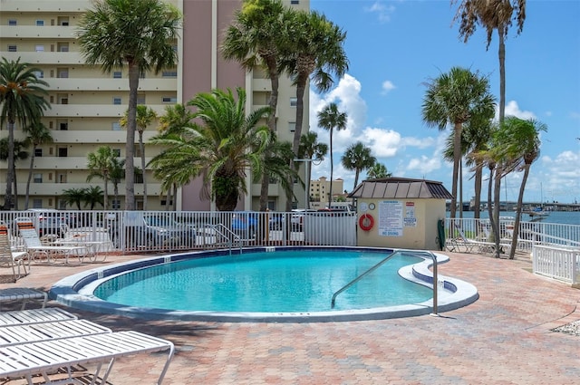 4775 Cove Cir Unit 803, Saint Petersburg, FL 33708 - view of community pool