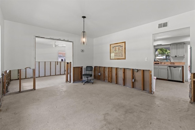 6301 13th Ave N, Saint Petersburg, FL 33710 - photo 17