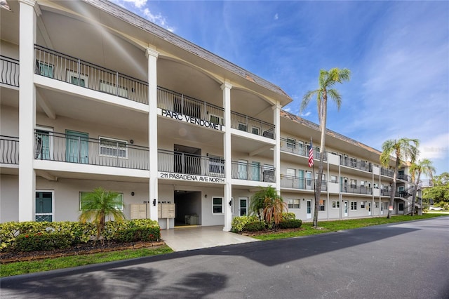 211 Pasadena Ave N Unit 109, Saint Petersburg, FL 33710 - photo 1