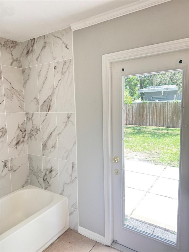 1507 W Le Compte Dr, Tampa, FL 33604 - bathroom with a bath and crown molding