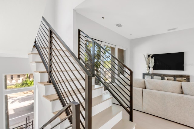 50 64th St S, Saint Petersburg, FL 33707 - photo 11