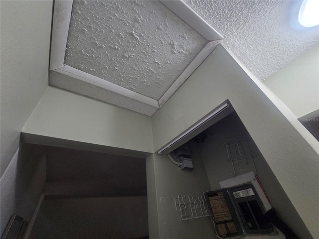 1508 16th Cir SE, Largo, FL 33771 - photo 22