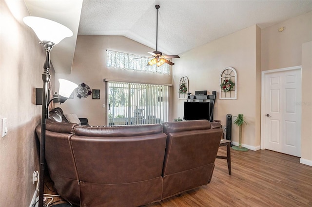 1304 Gangplank Dr, Valrico, FL 33594 - photo 7