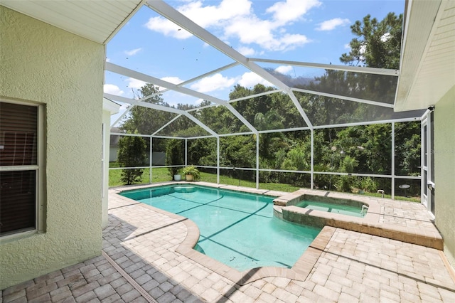 4948 Ridgemoor Cir, Palm Harbor, FL 34685 - view of pool with a patio area, a pool with connected hot tub, and a lanai