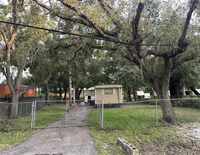 6125 Cliff Ave, Gibsonton, FL 33534 - photo 3