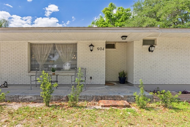 904 Woodland Dr, Seffner, FL 33584 - photo 4