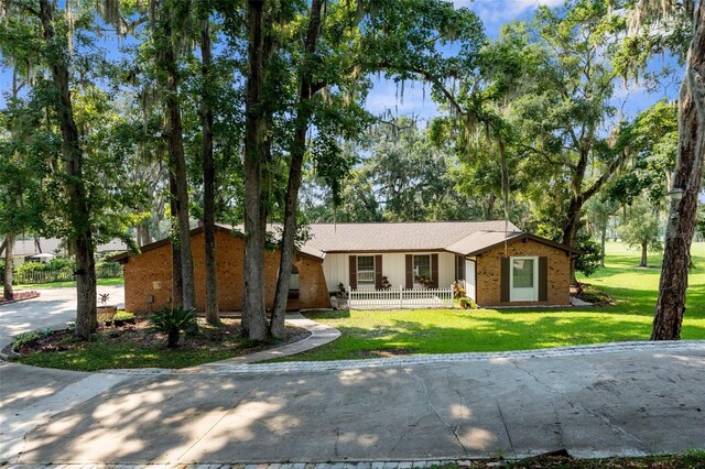 23327 Christian Cir, Brooksville, FL 34601 - photo 2