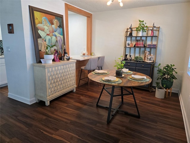5925 Terrace Park Dr N Unit 210, Saint Petersburg, FL 33709 - dining space featuring dark wood-style flooring