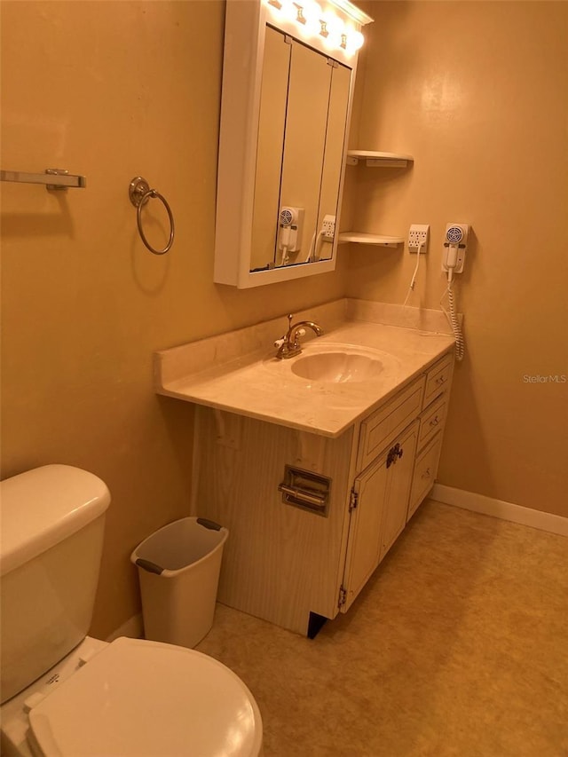 5623 80th St N Unit 314, Saint Petersburg, FL 33709 - bathroom featuring vanity and toilet
