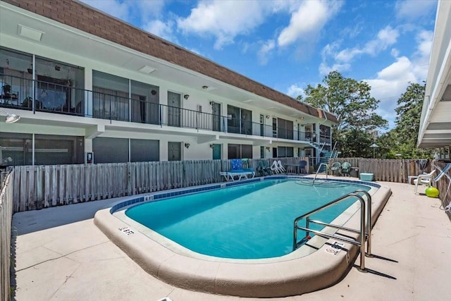 1485 Lakeview Rd Unit 2, Clearwater, FL 33756 - community pool featuring a patio