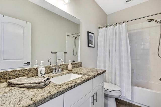 1669 Feather Grass Loop, Lutz, FL 33558 - bathroom with vanity and shower / bath combo
