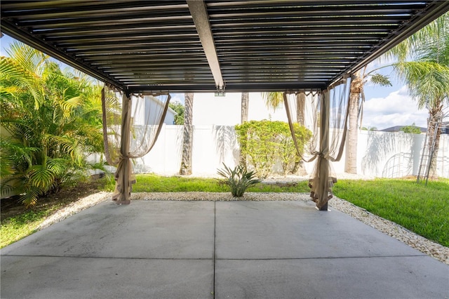 9110 Lantern Oak Way, Land O Lakes, FL 34638 - view of patio