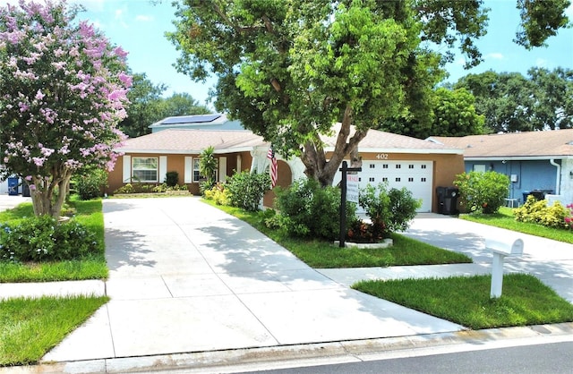 402 Evergreen Dr, Oldsmar, FL 34677 - photo 1