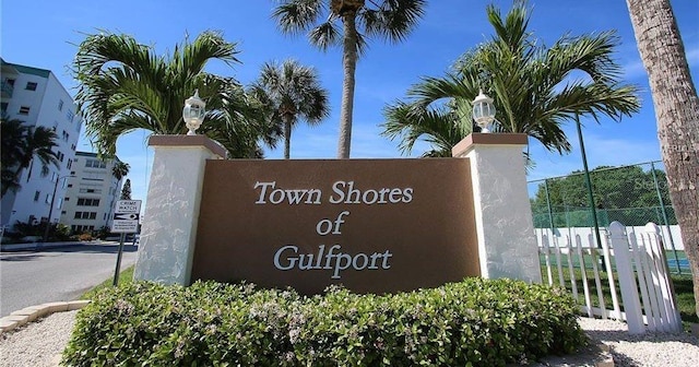 6025 Shore Blvd S Unit 408, Gulfport, FL 33707 - view of community / neighborhood sign