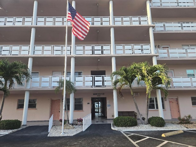 6025 Shore Blvd S Unit 408, Gulfport, FL 33707 - view of apartment building / complex