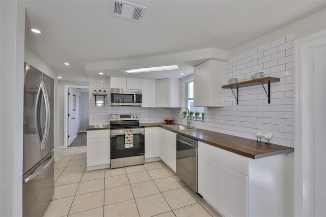 1426 Gerard Ln, Holiday, FL 34690 - photo 8
