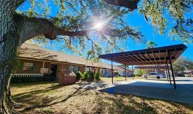 35140 Whispering Oaks Blvd, Dade City, FL 33523 - view of parking