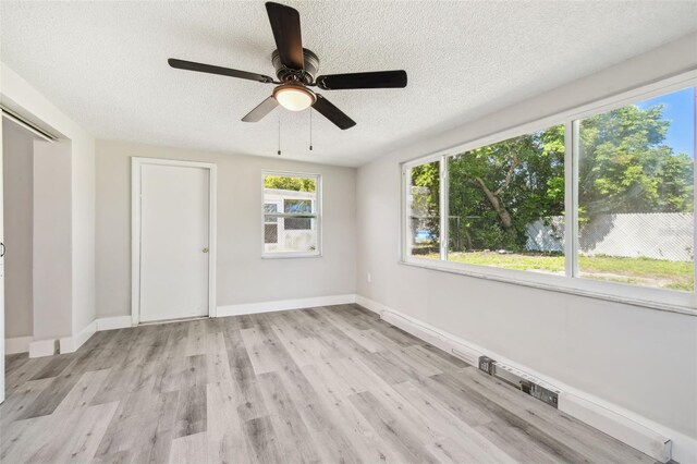 10831 Manchester Rd, Port Richey, FL 34668 - photo 28