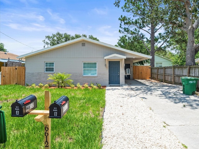6612 S Faul St, Tampa, FL 33616 - photo 1