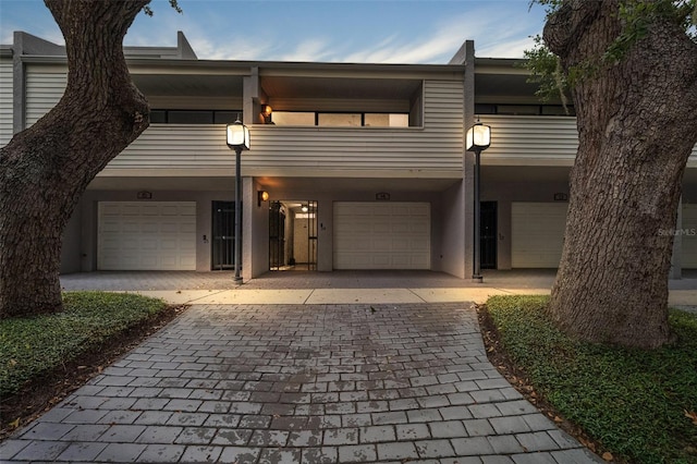 301 2nd St N Unit 14, Saint Petersburg, FL 33701 - photo 2