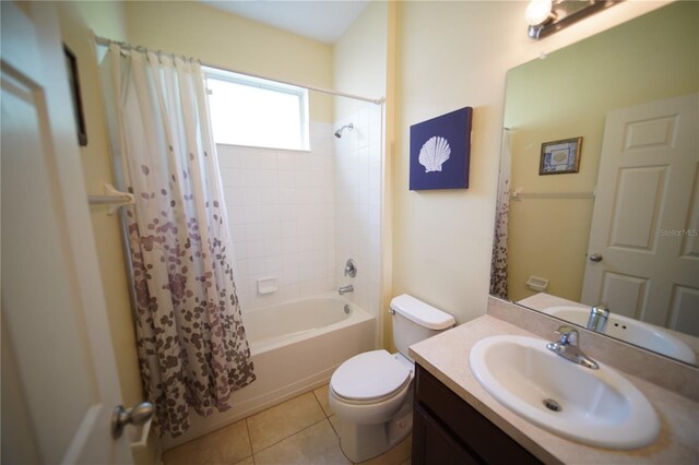 12721 Avelar Creek Dr, Riverview, FL 33578 - bathroom featuring vanity, shower / bath combination with curtain, and tile patterned floors
