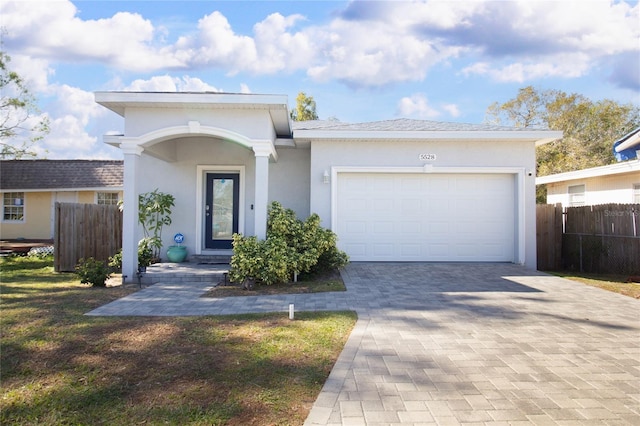 5528 40th St N, Saint Petersburg, FL 33714 - photo 2